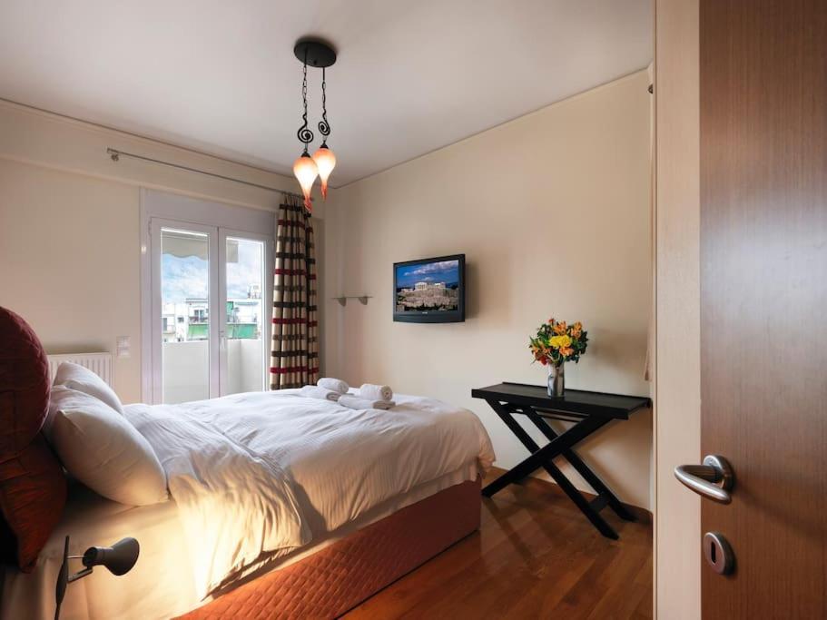 Acropolis Elegant Apartment เอเธนส์ ภายนอก รูปภาพ