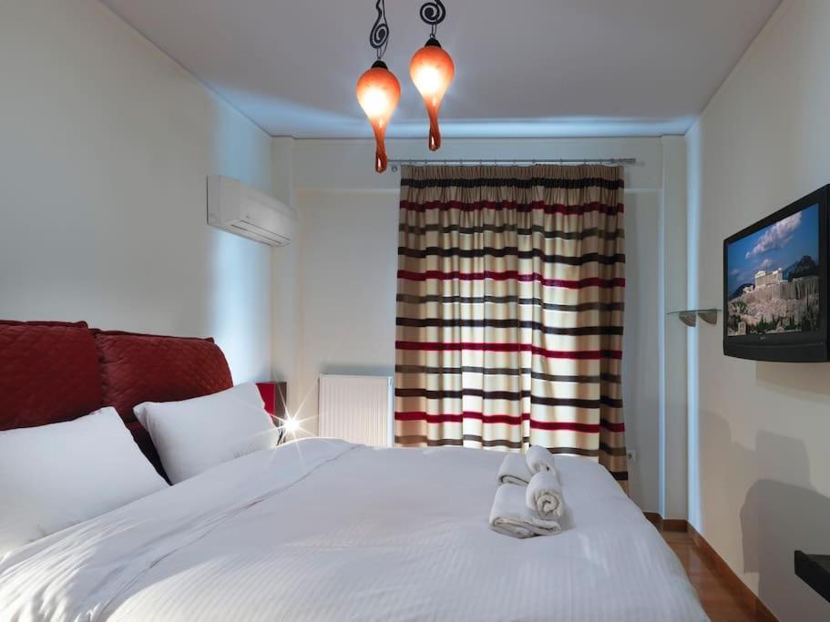 Acropolis Elegant Apartment เอเธนส์ ภายนอก รูปภาพ
